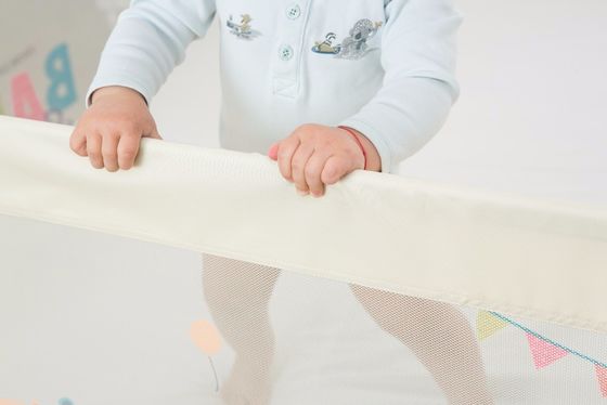 Baby Safety Adjustable Protective Bed Guard Rail Fence Baby Safety Bed Rail Guard