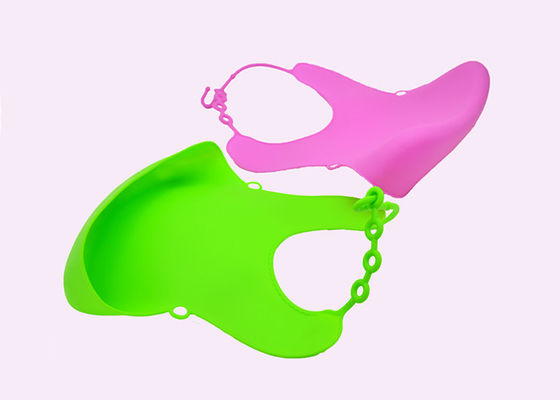 Customized Logo Baby Shampoo Cap Anti Bacterial Waterproof Baby Bibs Set 3mm Thickness